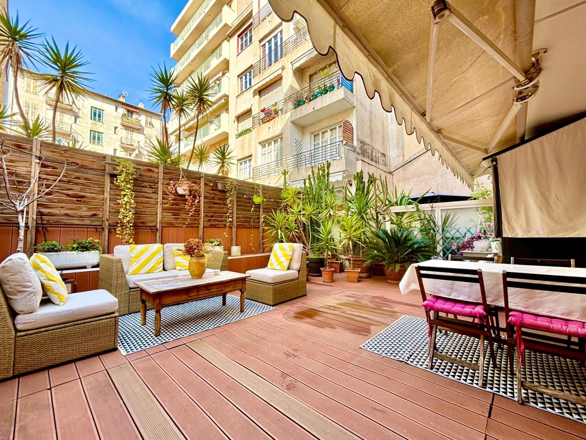 Large Magnificent Terrace Apartment Nice Exterior photo
